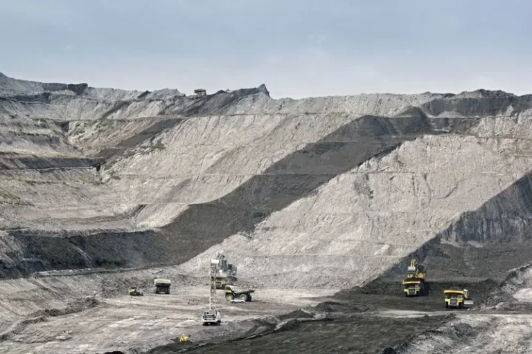 Network Connectivity Challenges For A Leading Indonesian Mining Contractor